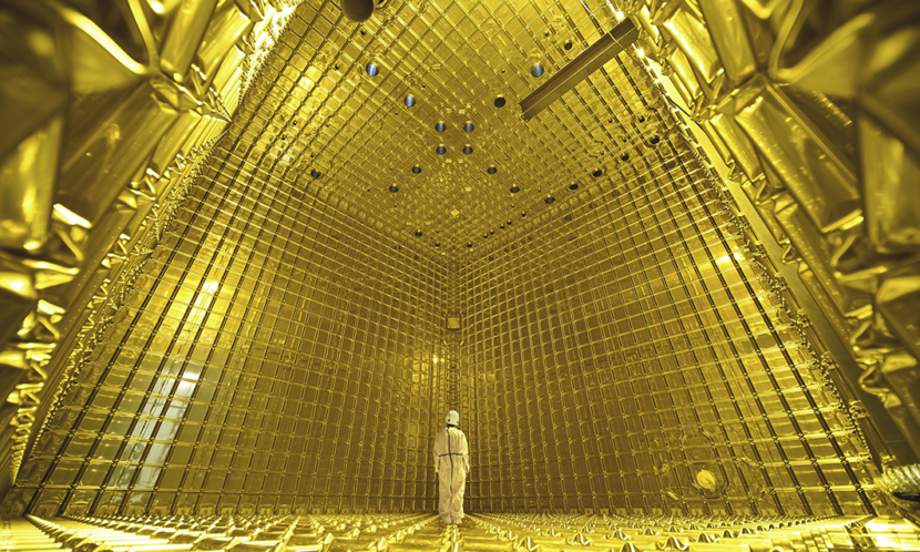 ALMOST NOTHING – CERN: LA SCOPERTA DEL FUTURO